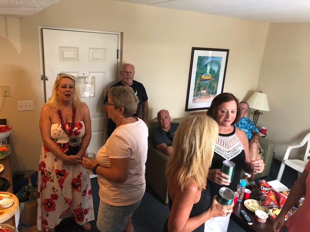 Cocktailes before dinner